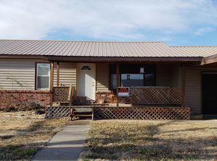 333 N 6th St, Dighton, KS 67839