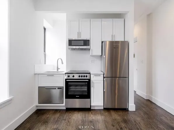 178 Mulberry Street image 1 of 7