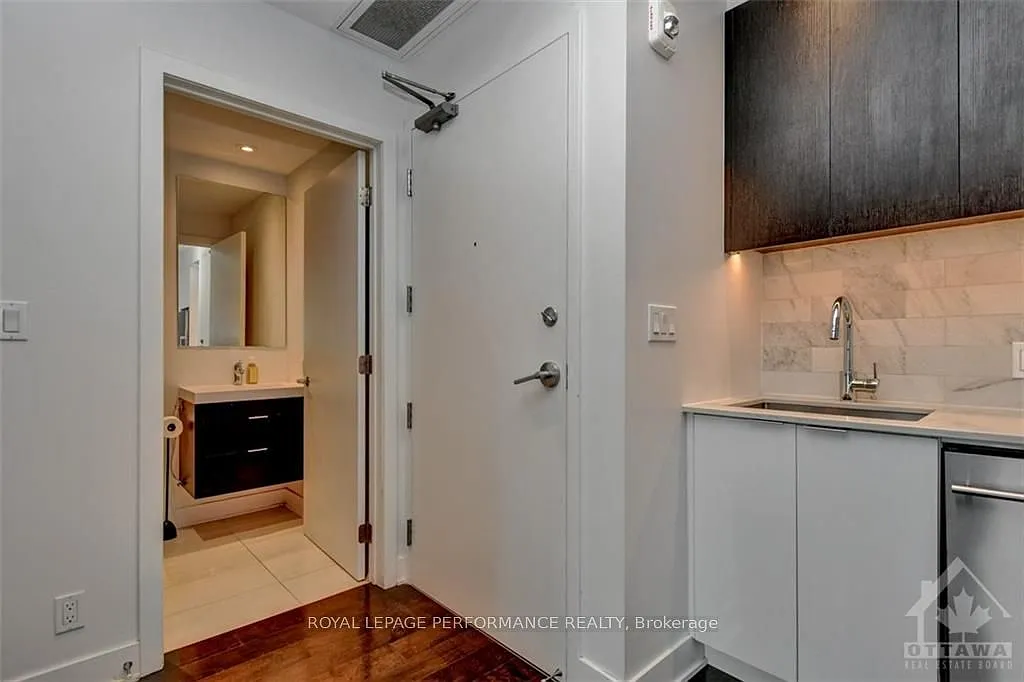1 bed, $2,150 — Photo 4