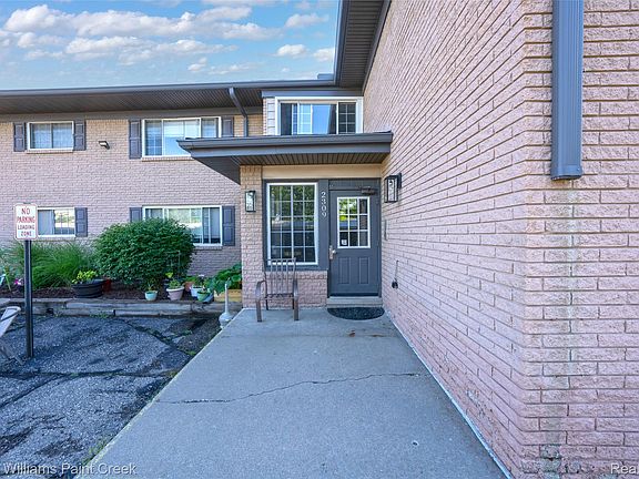 4th image of 2309 Walton Blvd Unit 36