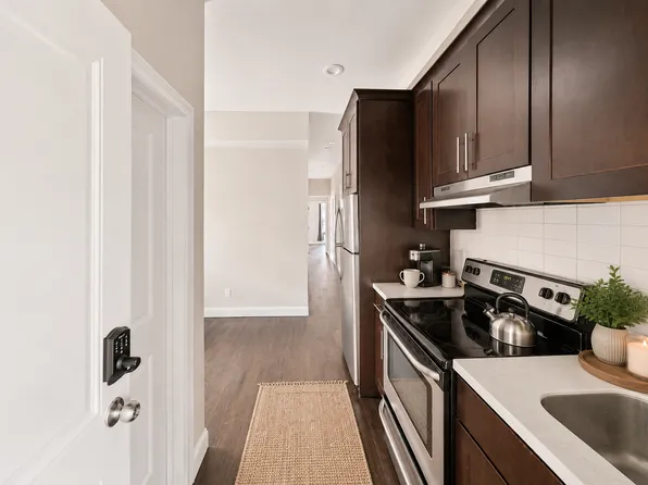 570 Putnam Avenue image 1 of 13