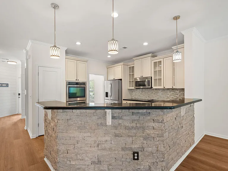 2816 Ortega Dr — Photo 14