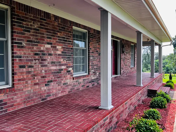 170 Grey Fox Ln, Batesville, AR 72501