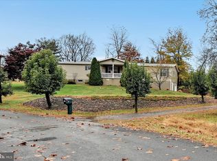 12 Pine Cone Dr, Pine Grove, PA 17963