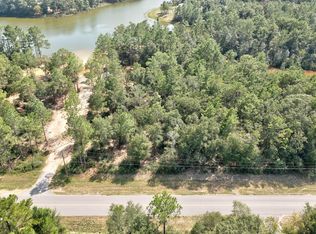 2 W Violet Ln, Defuniak Springs, FL 32433