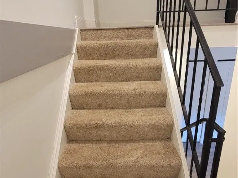 611 Broadhead Ave — Photo 15