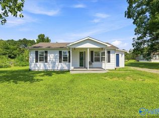 1377 Cave Springs Rd, Owens Cross Roads, AL 35763