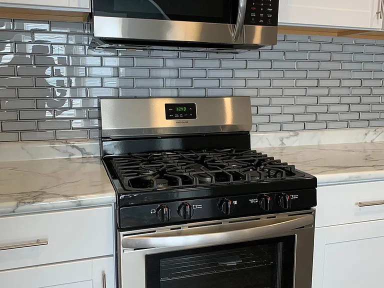 6149 S Evans Ave #2 — Photo 6