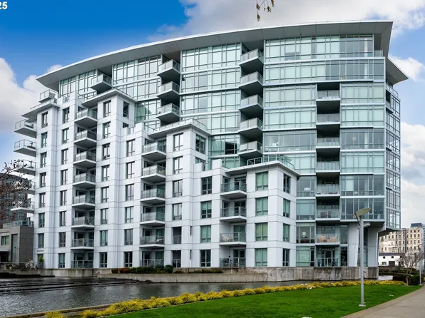 1310 NW Naito Pkwy Unit 103A, Portland, OR 97209