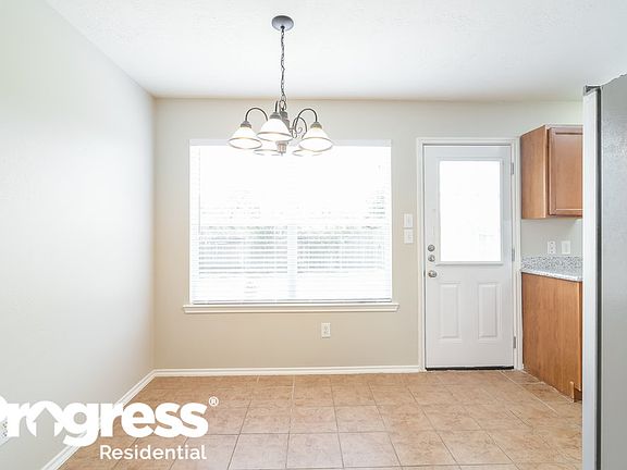 4th image of 7103 Cool Springs Ct