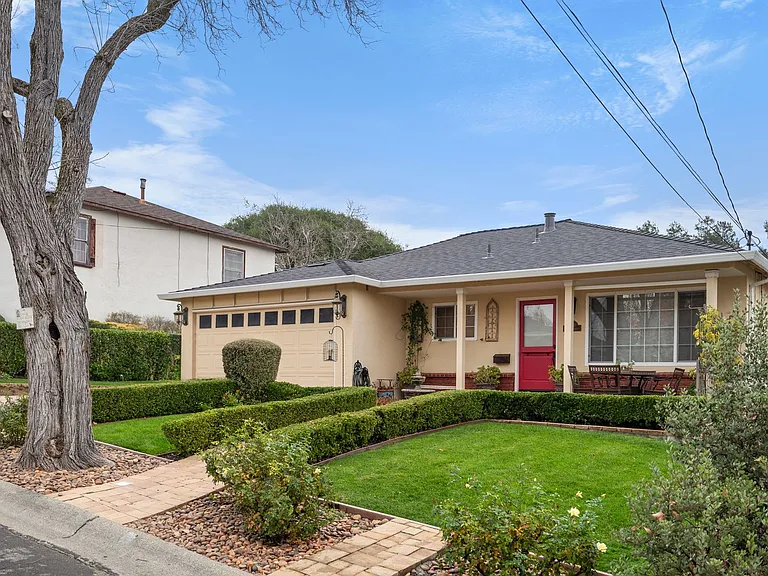 4678 Whiting St — Photo 3