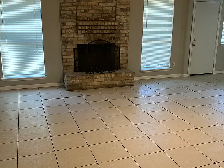 11210 Cypress Shadow Dr — Photo 6