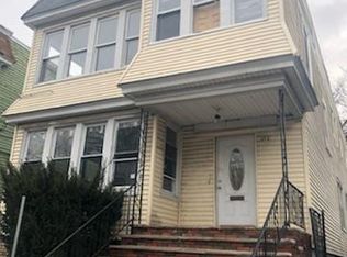 272 Clinton Pl, Newark, NJ 07112