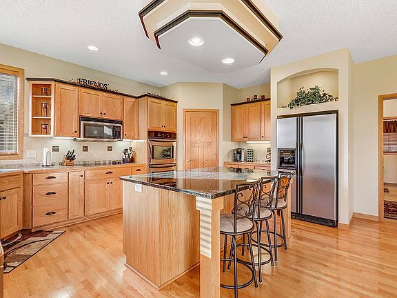 4th image of 10108 Orchard Trl N
