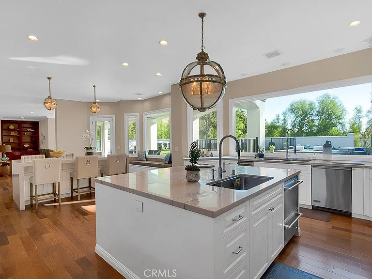 25504 Colette Way — Photo 21