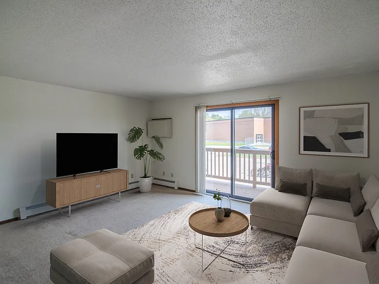 Bismarck, ND Eastbrook Apartments | Living