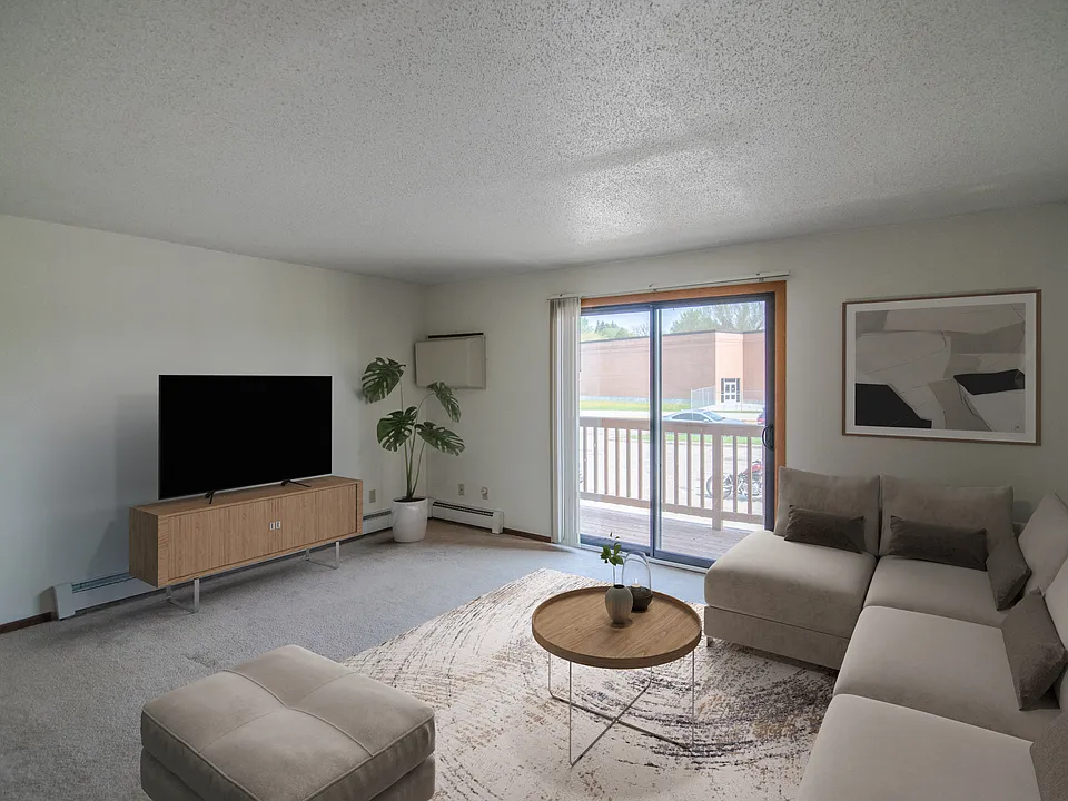Bismarck, ND Eastbrook Apartments | Living