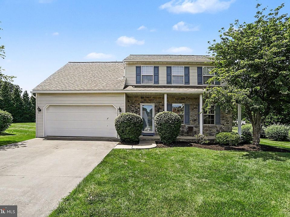 1st image of 9 Baldwin Dr