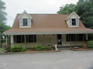 428 Gardiner Rd, Richmond, RI 02892