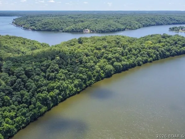 Port 3/4 120 Timber Ridge Ests, Versailles, MO 65084