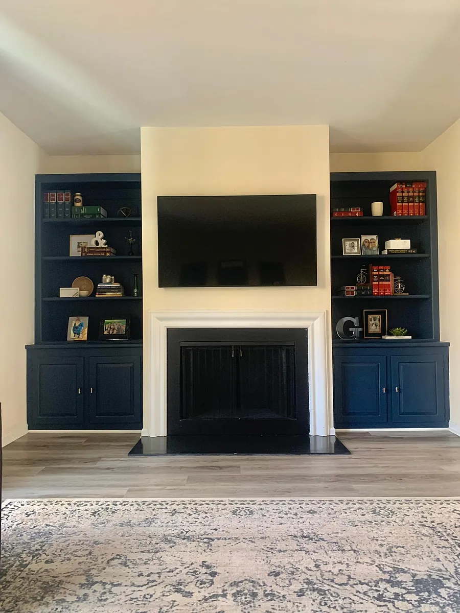 Living Room - 825 Hope St #1