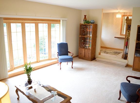 3rd image of 1300 Indian Hill Dr