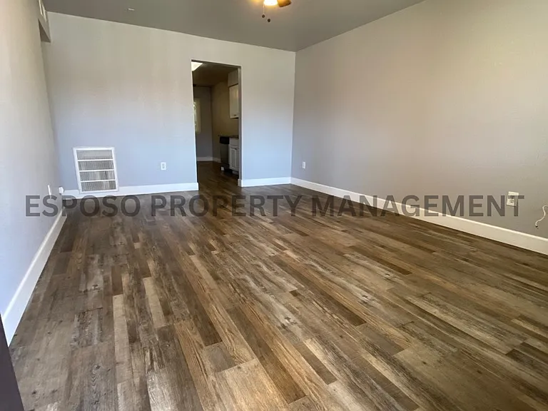5181 E Hedges Ave #105 — Photo 2