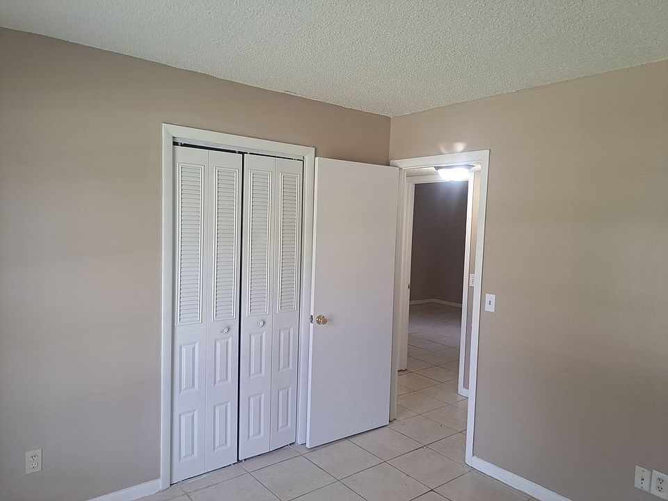 1st image of 4204 18th St