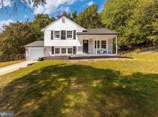 2407 S Cuthbert Dr, Lindenwold, NJ 08021