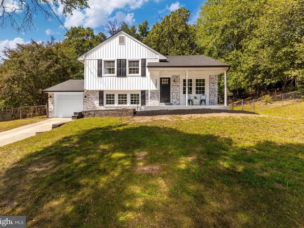 2407 S Cuthbert Dr, Lindenwold, NJ 08021