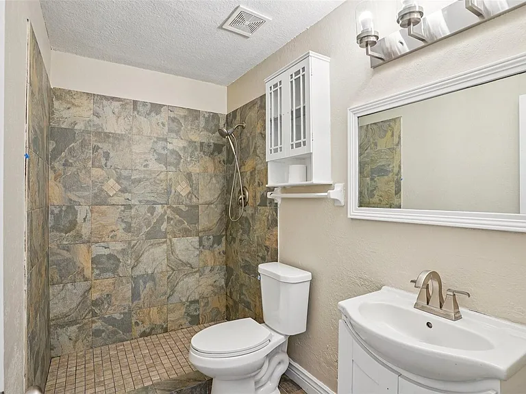 119 Georgetown D Dr #D — Photo 6