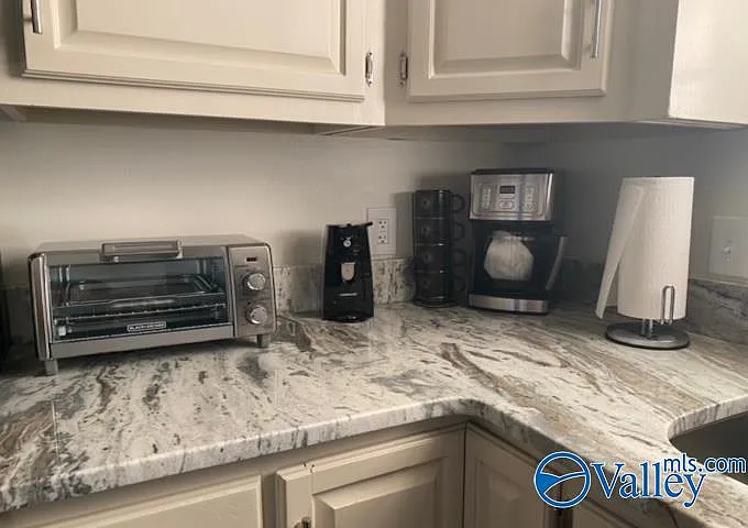 3203 Dyas Dr NW — Photo 33