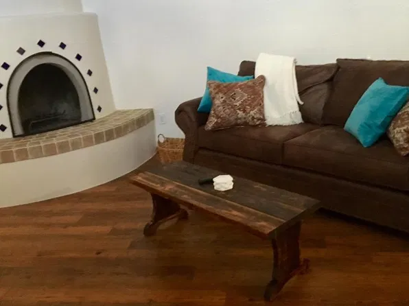 2052 Placita De Vida, Santa Fe, NM 87505