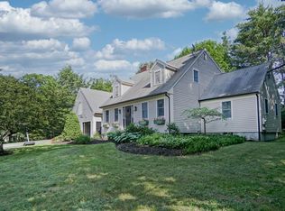 26 Evergreen Dr, Yarmouth, ME 04096