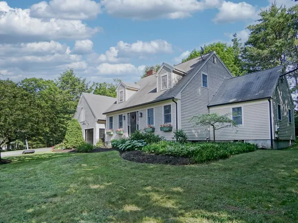 26 Evergreen Drive, Yarmouth, ME 04096