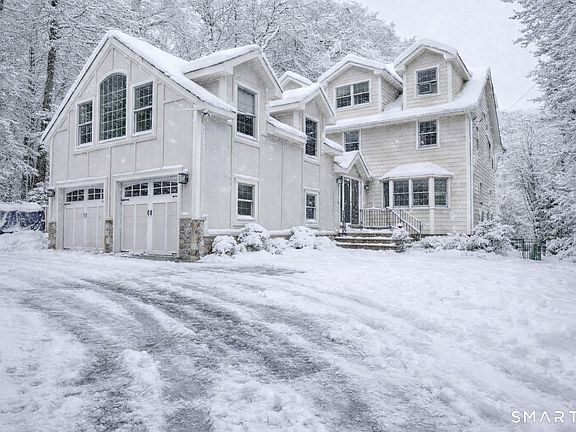 3rd image of 68 Old Dike Road