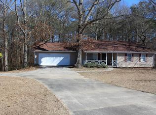 85 Russell Ln, Carrollton, GA 30116