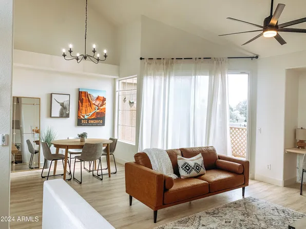 1633 E LAKESIDE Drive #87, Gilbert, AZ 85234