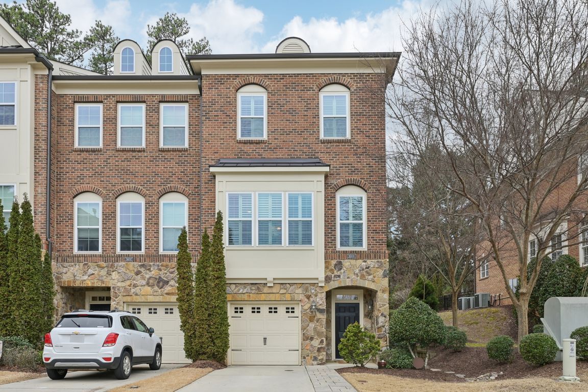 Winifred Way-S0303-001.jpg