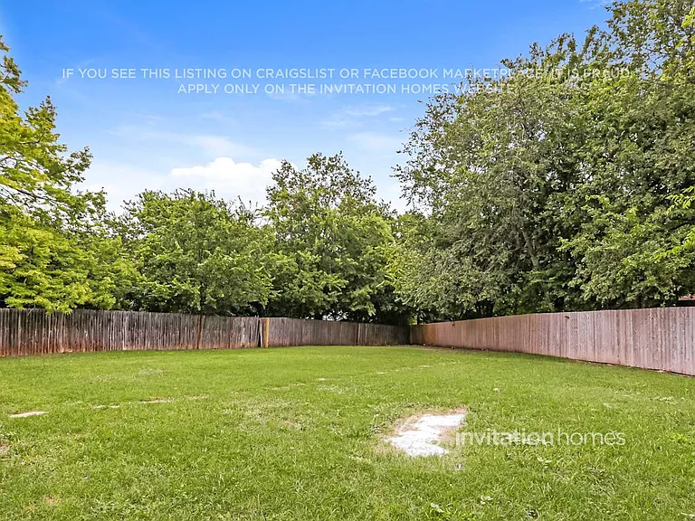 2308 Tallowood Ct — Photo 16