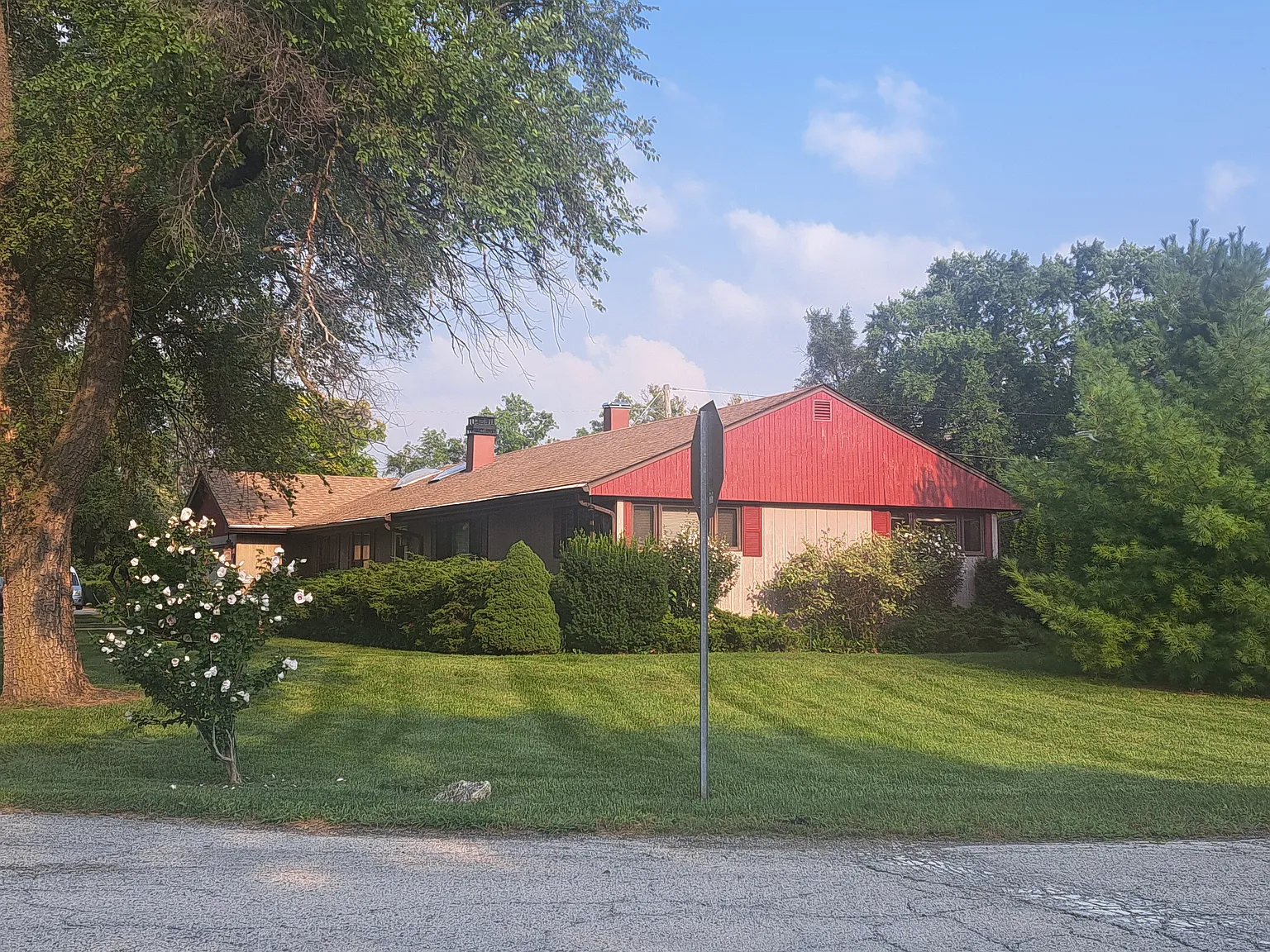 3 bed, 1850 sqft, $4,450 — Photo 4