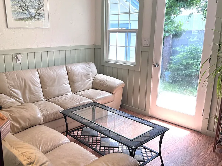 507 Laverne Ave — Photo 12
