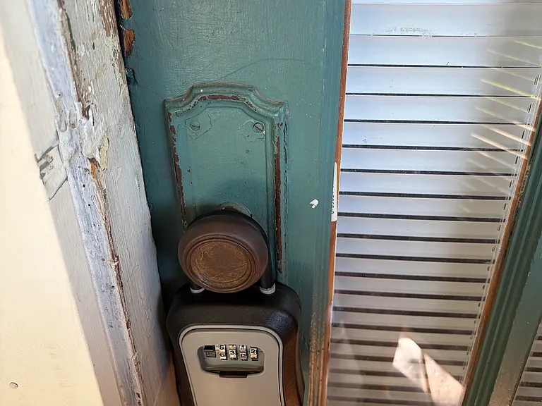 806 S Trenton Ave — Photo 11