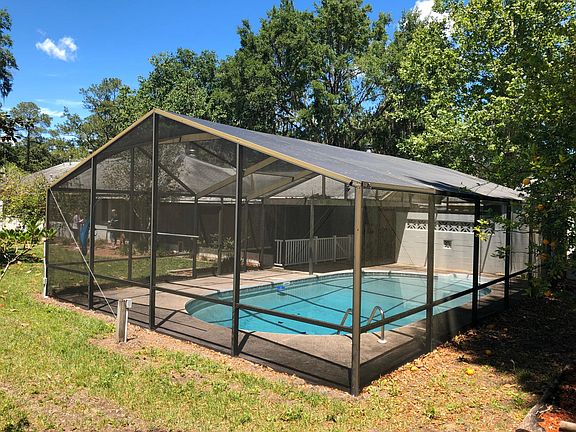 screened in pool