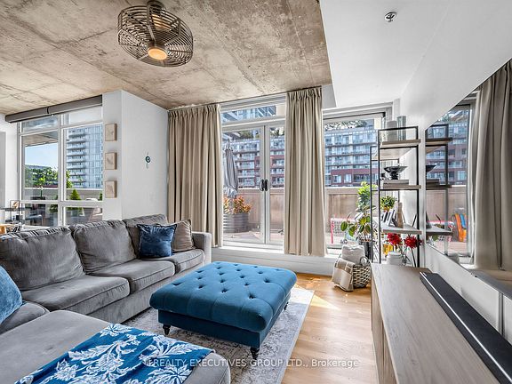 3rd image of 630 Queen St E #510