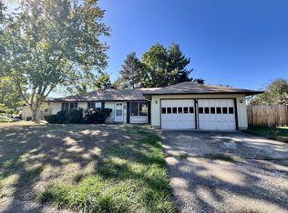 1920 Harvard Dr, Eugene, OR