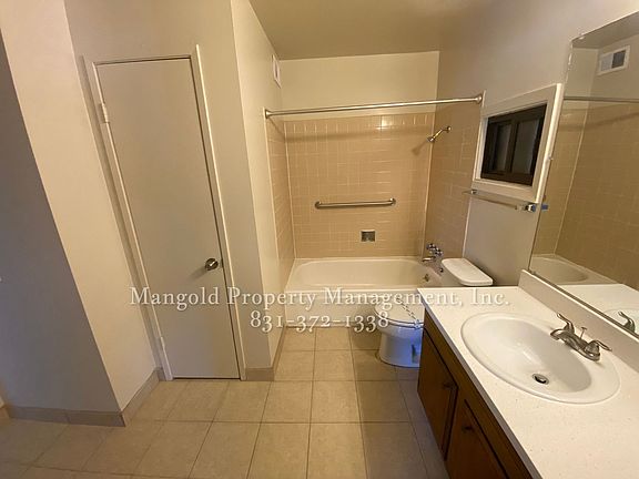5th image of 444 Dela Vina Ave APT B2