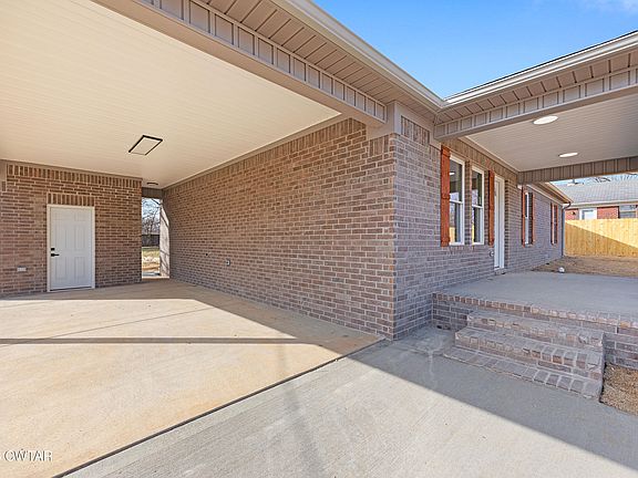 2nd image of 15 Riley Cv