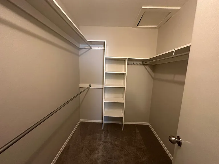 6102 N Ross Ave — Photo 18