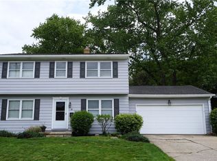 93 Sunrise Blvd E, Mogadore, OH 44260